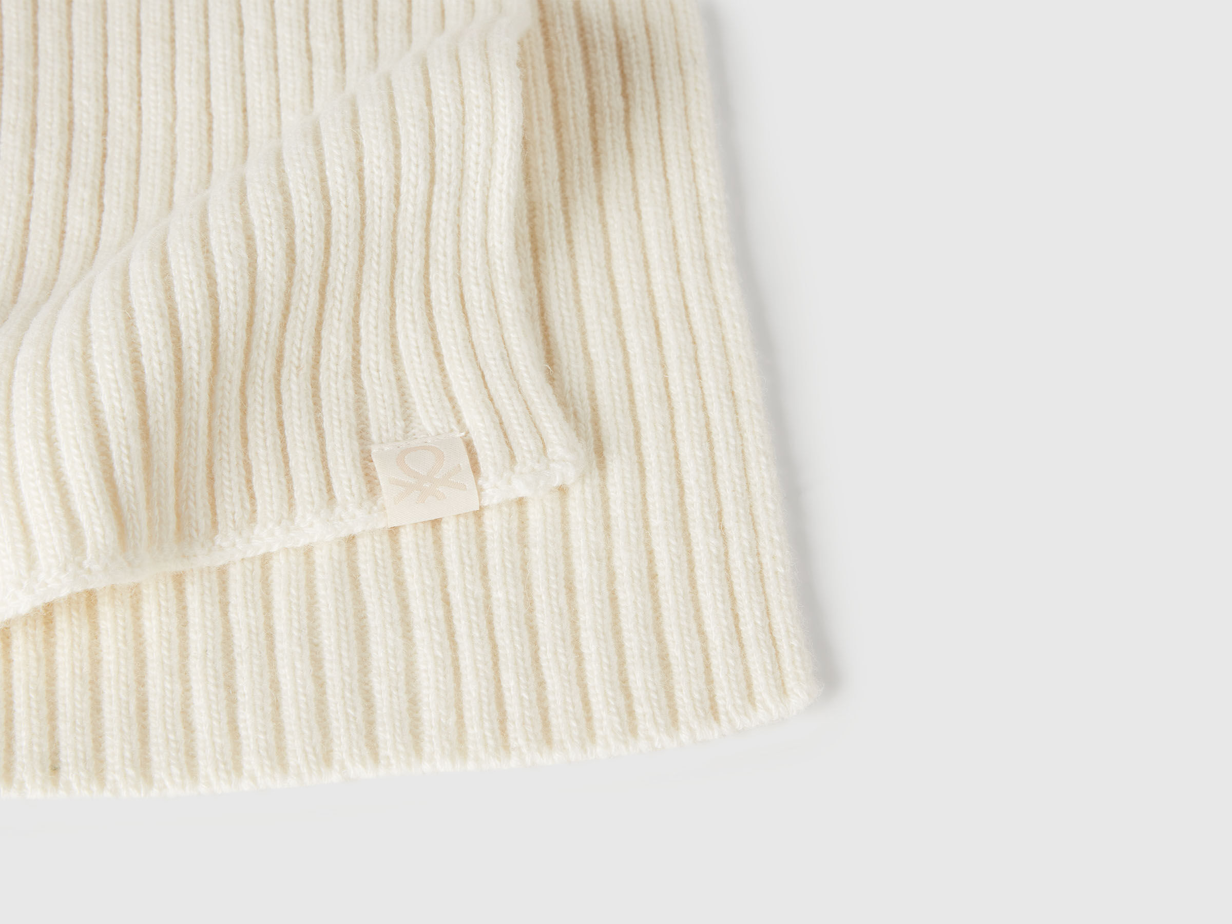 KNITTED SCARF Junior Boy image number 3